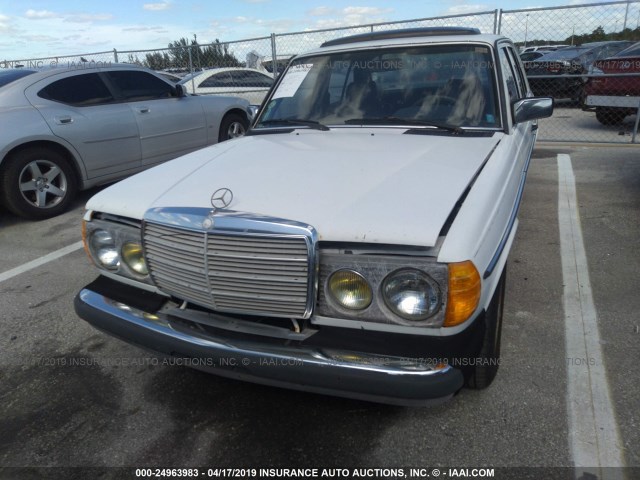 WDBAB33AXDB034511 - 1983 MERCEDES-BENZ 300 DT WHITE photo 6