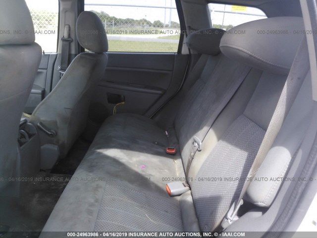 1J4GR48K56C289511 - 2006 JEEP GRAND CHEROKEE LAREDO/COLUMBIA/FREEDOM 白色 照片 8