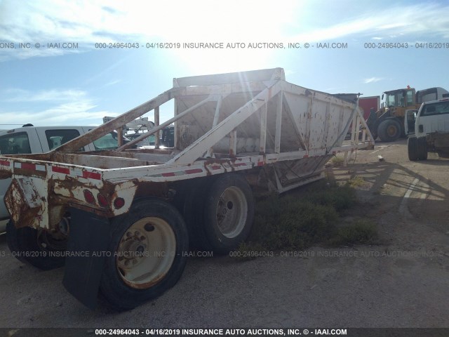 1R9BSD508GL008399 - 1986 RANCH MFG CO DUMP  WHITE photo 4