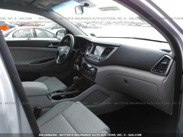 KM8J3CA45JU694799 - 2018 HYUNDAI TUCSON LIMITED/SPORT AND ECO/SE SILVER photo 5