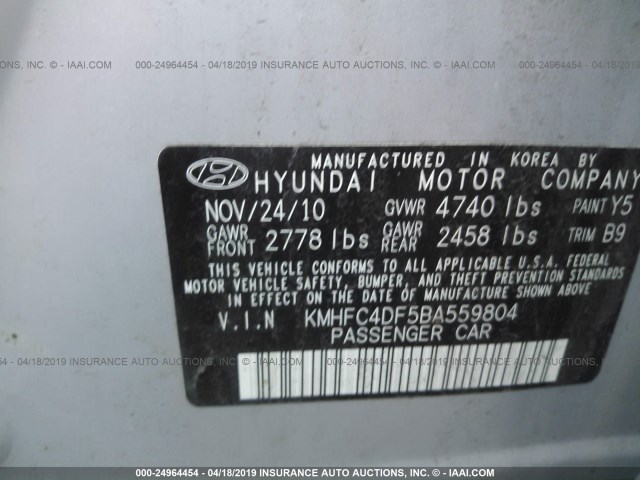 KMHFC4DF5BA559804 - 2011 HYUNDAI AZERA GLS/LIMITED SILVER photo 9