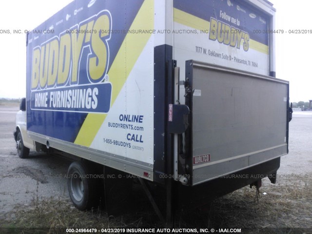 1GB3G3BG6E1119746 - 2014 CHEVROLET EXPRESS G3500  WHITE photo 3