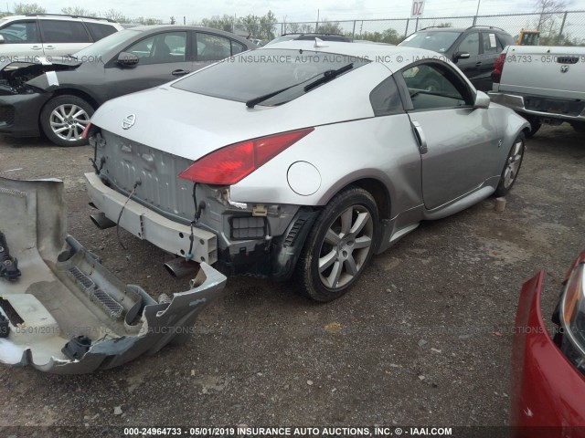 JN1AZ34D55M607412 - 2005 NISSAN 350Z COUPE SILVER photo 4