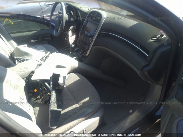 1G11C5SLXFF332414 - 2015 CHEVROLET MALIBU 1LT 紫色 照片 5