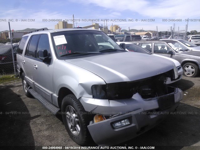 1FMPU16505LA70756 - 2005 FORD EXPEDITION XLT SILVER photo 1