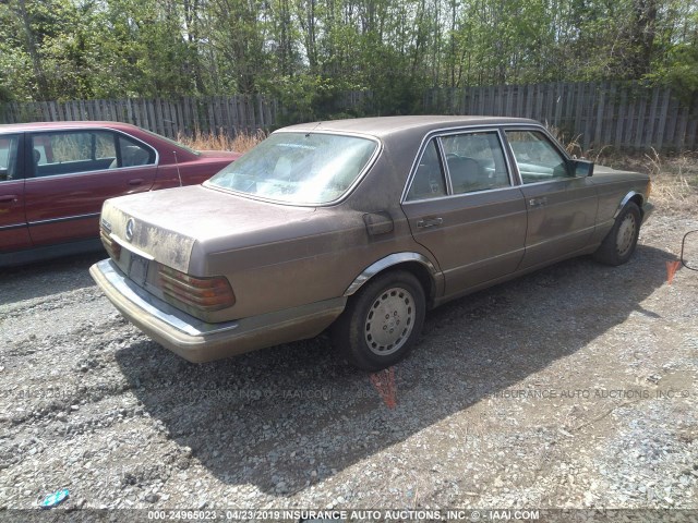 WDBCA25D5JA398902 - 1988 MERCEDES-BENZ 300 SEL BROWN photo 4