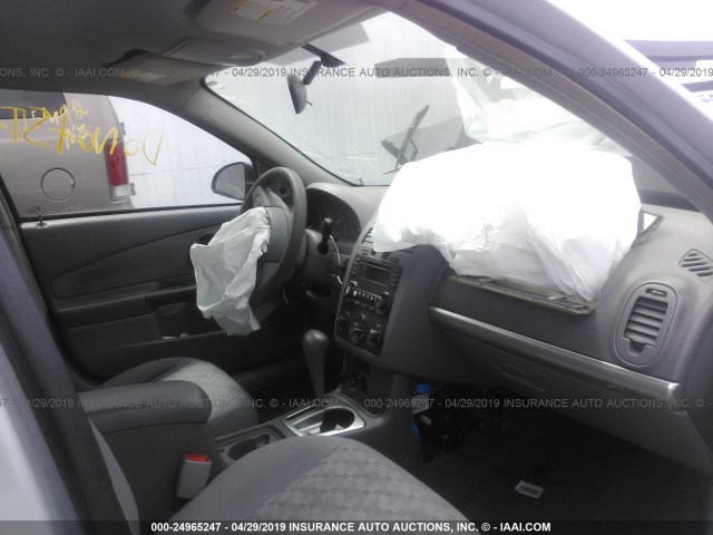 1G1ZT52885F315950 - 2005 CHEVROLET MALIBU LS SILVER photo 5