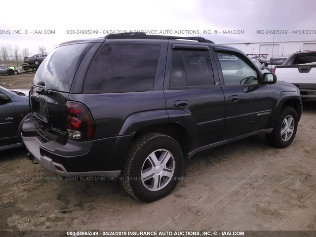 1GNDT13S042121382 - 2004 CHEVROLET TRAILBLAZER LS/LT BLACK photo 4