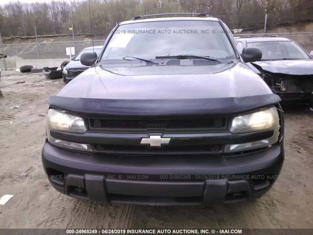 1GNDT13S042121382 - 2004 CHEVROLET TRAILBLAZER LS/LT BLACK photo 6