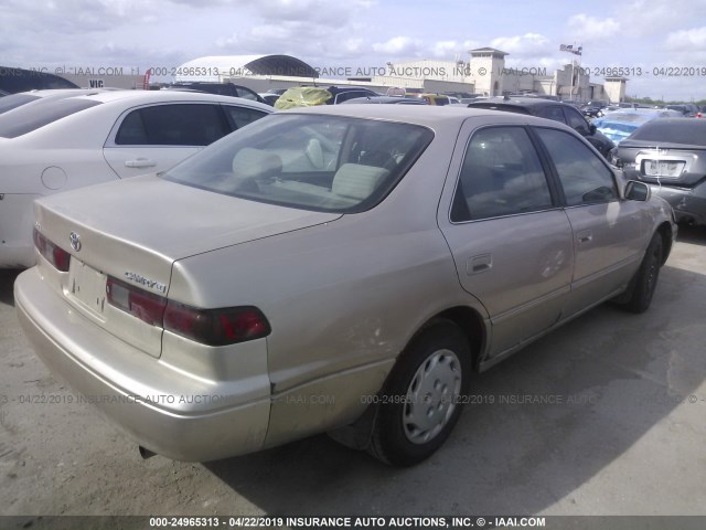 4T1BG22K6XU569481 - 1999 TOYOTA CAMRY CE/LE/XLE GOLD photo 4