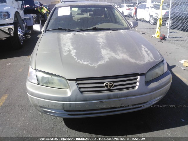 JT2BF22K3X0152293 - 1999 TOYOTA CAMRY LE/XLE GOLD photo 6