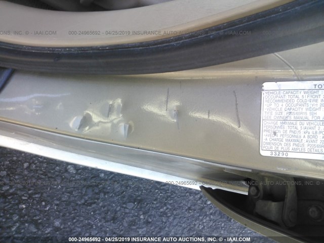 JT2BF22K3X0152293 - 1999 TOYOTA CAMRY LE/XLE Gold Foto 9