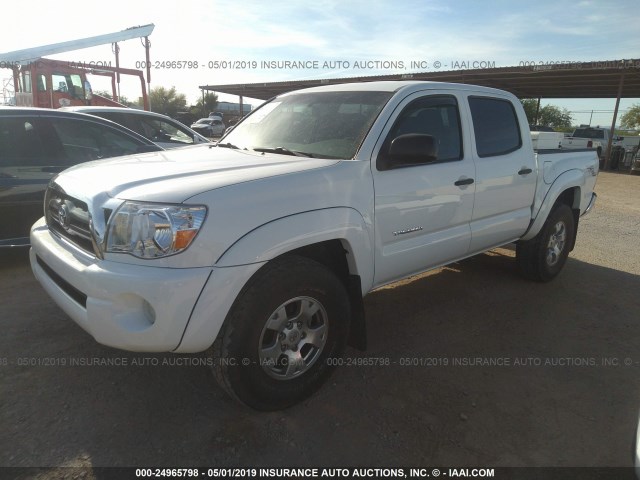 3TMLU4EN4AM045082 - 2010 TOYOTA TACOMA DOUBLE CAB 白色 照片 2