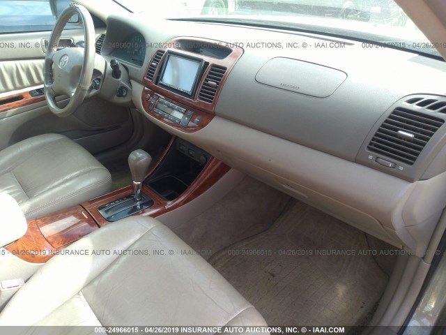 JTDBE30K130159630 - 2003 TOYOTA CAMRY LE/XLE Qızıl foto 5