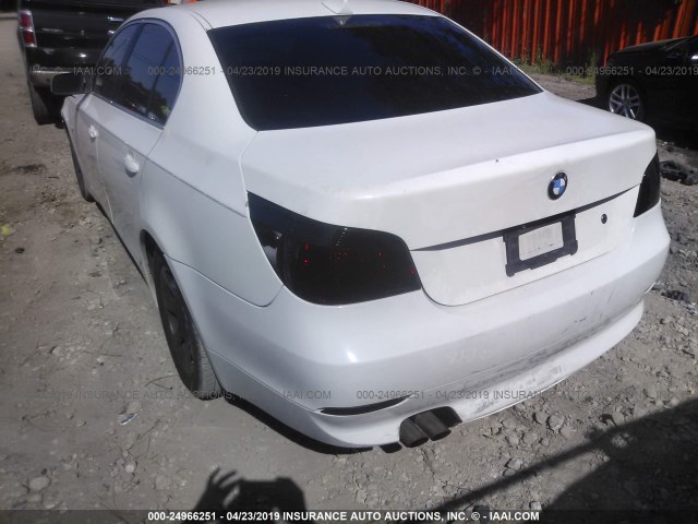 WBANA53524B850999 - 2004 BMW 525 I WHITE photo 3