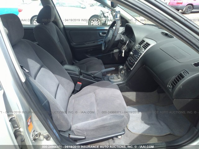 JN1DA31A93T436990 - 2003 NISSAN MAXIMA GLE/SE SILVER photo 5