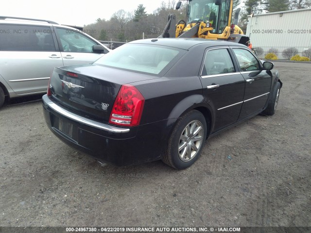 2C3LA63T09H581886 - 2009 CHRYSLER 300C BLACK photo 4