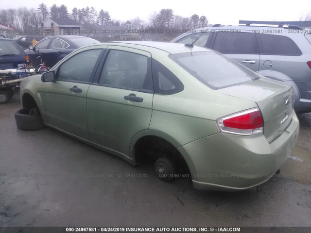 1FAHP34N78W135111 - 2008 FORD FOCUS S/SE GREEN photo 3