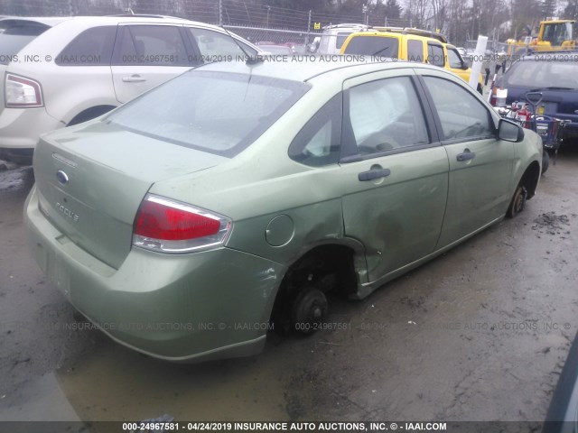 1FAHP34N78W135111 - 2008 FORD FOCUS S/SE GREEN photo 4