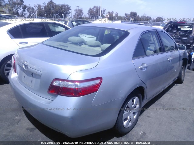 JTNBE46K373036893 - 2007 TOYOTA CAMRY NEW GENERAT CE/LE/XLE/SE SILVER photo 4