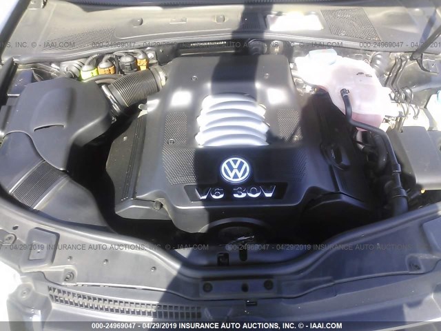 WVWWH63B92E258459 - 2002 VOLKSWAGEN PASSAT GLX BLACK photo 10