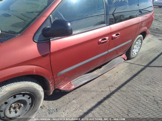 1C4GJ45363B202985 - 2003 CHRYSLER VOYAGER LX RED photo 6