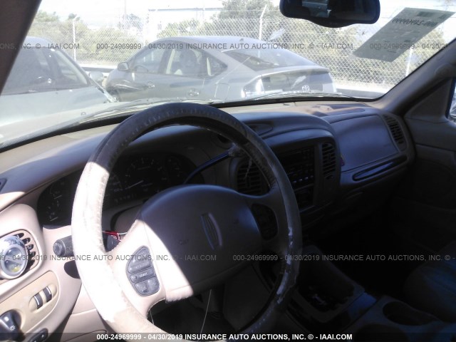 5LMRU27A0XLJ33283 - 1999 LINCOLN NAVIGATOR 棕色 照片 5