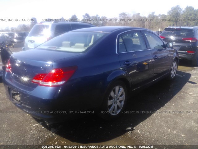 4T1BK36B27U222924 - 2007 TOYOTA AVALON XL/XLS/TOURING/LIMITED BLUE photo 4