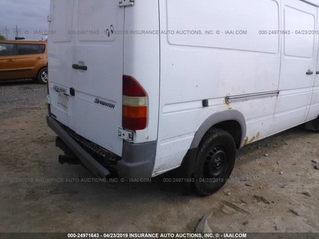 WD0PD644465917352 - 2006 DODGE SPRINTER 2500 WHITE photo 6