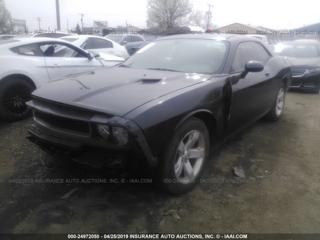 2B3CJ4DV0AH300529 - 2010 DODGE CHALLENGER SE BLACK photo 2