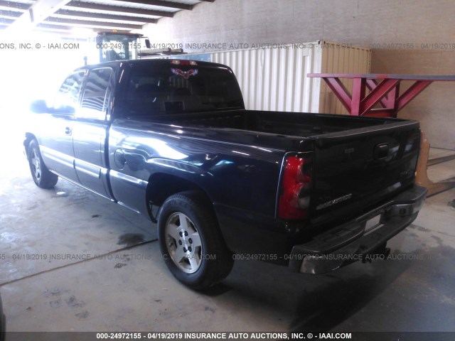 2GCEC19V951297069 - 2005 CHEVROLET SILVERADO C1500 BLACK photo 3