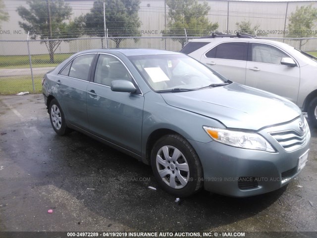 4T1BF3EK1AU526436 - 2010 TOYOTA CAMRY SE/LE/XLE GREEN photo 1