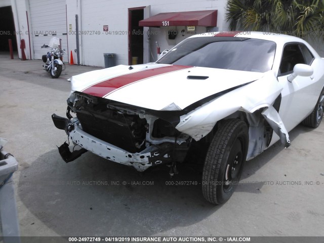 2C3CDYAGXDH737420 - 2013 DODGE CHALLENGER SXT WHITE photo 6