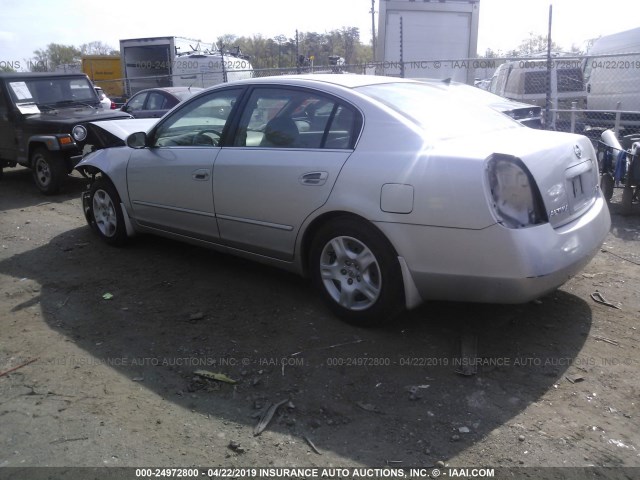 1N4AL11D22C150220 - 2002 NISSAN ALTIMA S/SL SILVER photo 3