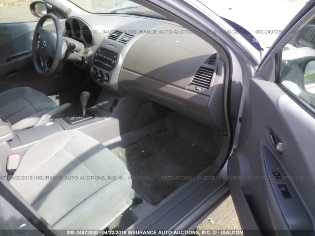 1N4AL11D22C150220 - 2002 NISSAN ALTIMA S/SL SILVER photo 5