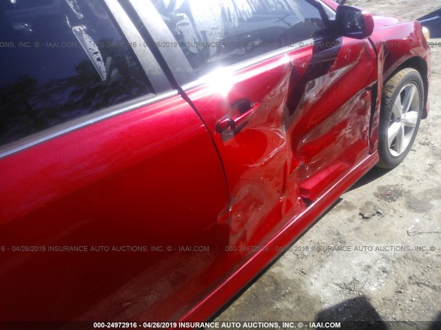 4T1BF3EK3BU190211 - 2011 TOYOTA CAMRY SE/LE/XLE RED photo 6