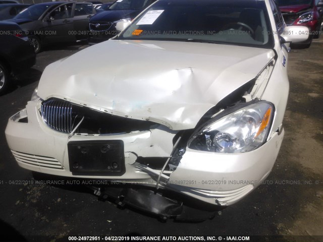 1G4HD57218U164708 - 2008 BUICK LUCERNE CXL WHITE photo 6