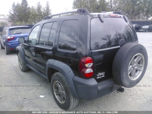 1J4GL38K75W650908 - 2005 JEEP LIBERTY RENEGADE BLACK photo 3