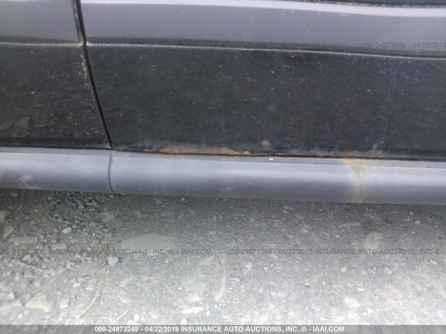 1J4GL38K75W650908 - 2005 JEEP LIBERTY RENEGADE BLACK photo 6