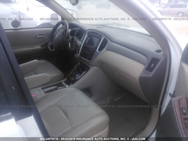 JTEDW21A660013245 - 2006 TOYOTA HIGHLANDER HYBRID WHITE photo 5