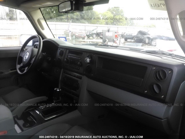 1J8HH48N36C215553 - 2006 JEEP COMMANDER BLUE photo 5