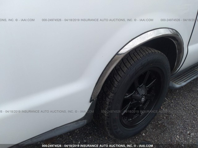 1FMNU40S93EA49462 - 2003 FORD EXCURSION XLT WHITE photo 6