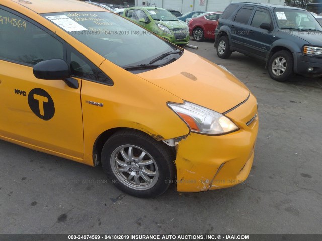 JTDZN3EU3E3303592 - 2014 TOYOTA PRIUS V YELLOW photo 6