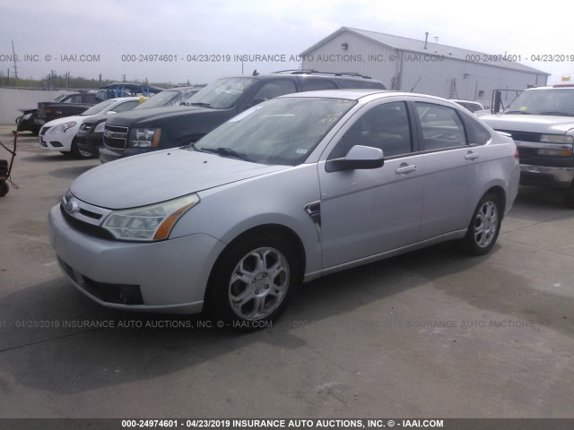 1FAHP35N08W180776 - 2008 FORD FOCUS SE/SEL/SES SILVER photo 2