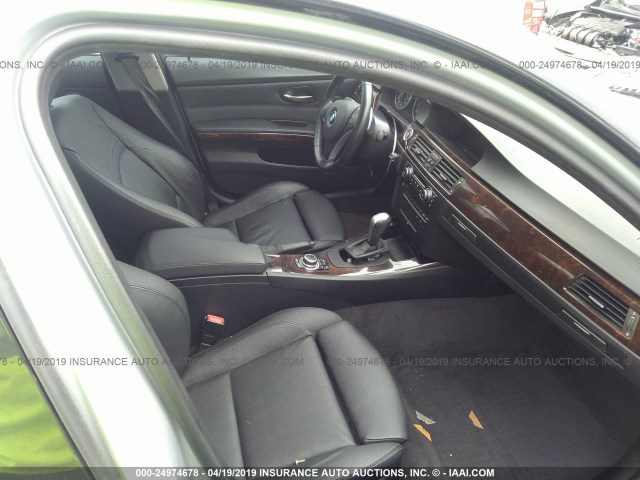 WBAPL5C5XBA919007 - 2011 BMW 335 XI SILVER photo 5