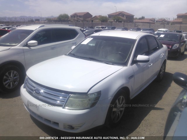 1FAHP24W48G173960 - 2008 FORD TAURUS SEL WHITE photo 2