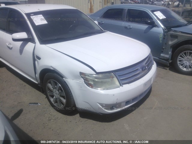 1FAHP24W48G173960 - 2008 FORD TAURUS SEL WHITE photo 6