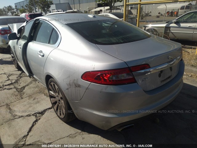 SAJWA06B59HR20819 - 2009 JAGUAR XF PREMIUM LUXURY SILVER photo 3