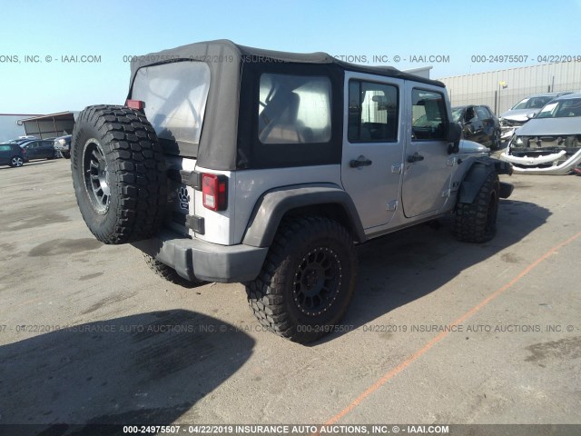 1J4GA39179L771439 - 2009 JEEP WRANGLER UNLIMITED X SILVER photo 4