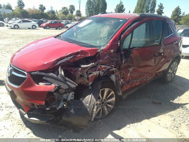 KL4CJASB0JB594622 - 2018 BUICK ENCORE PREFERRED MAROON photo 2